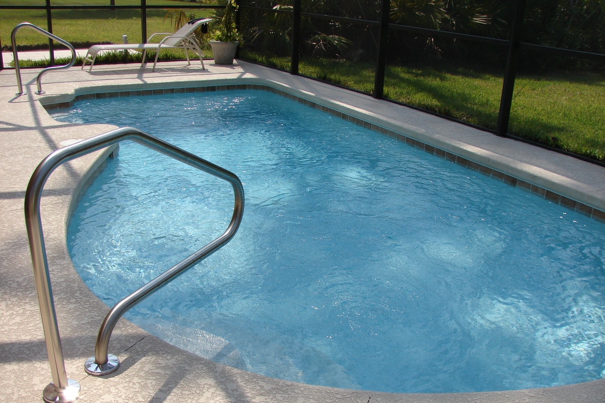 Four Benefits of Having in In Ground Pool