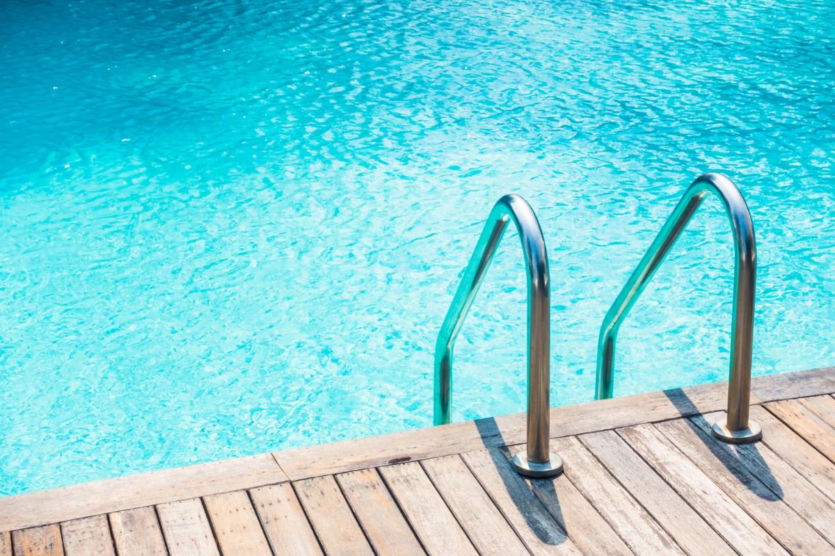 6 Most Popular Swimming Pool Myths