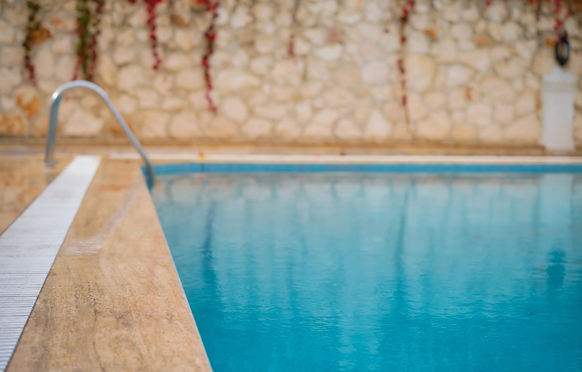 Pool Resurfacing: When to Renovate Your Pool