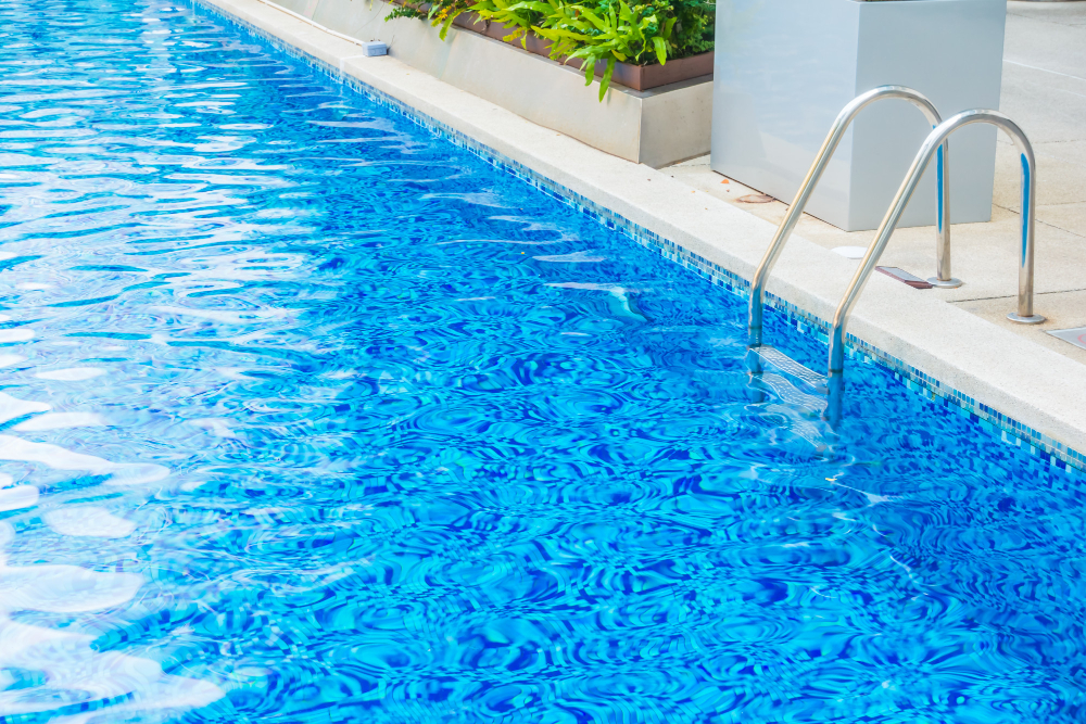 Detecting A Pool Leak – Here's What You Need To Know