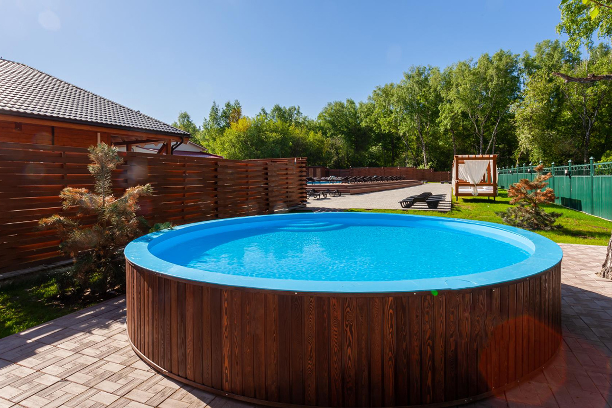 The Benefits of a Plunge Pool & Why You Should Install One