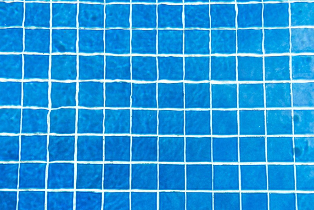 Dive into the Latest Pool Tile Trends