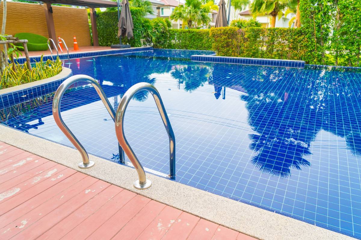 5 Qualities of a Great Pool Renovation Contractor