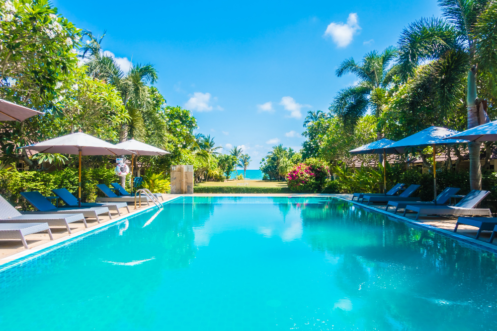 Top Tips When Choosing a Company for Your Pool Renovations