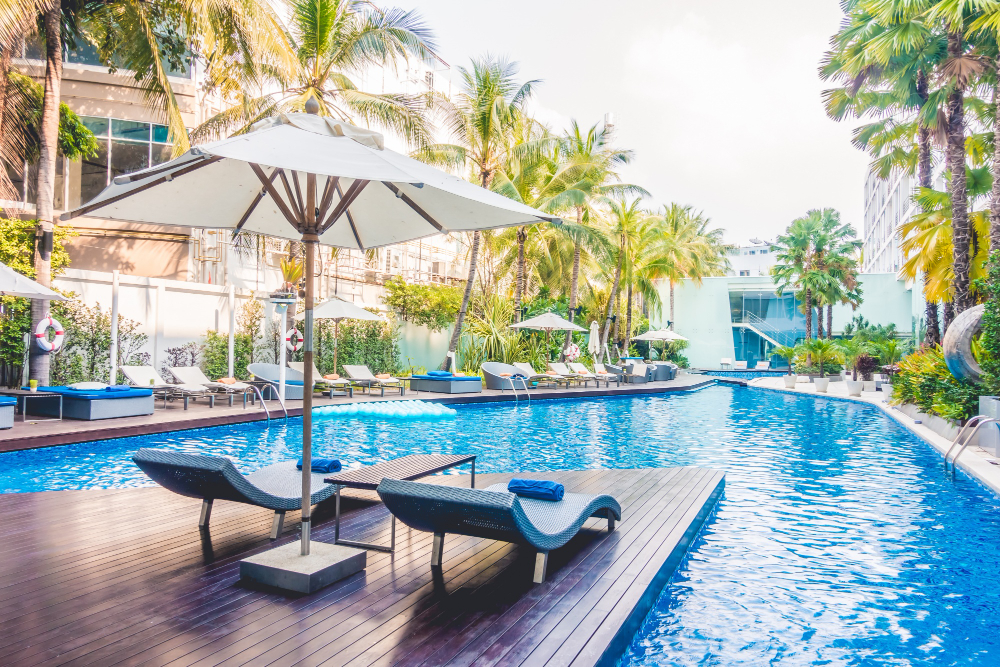 Top Swimming Pool Renovation Trends