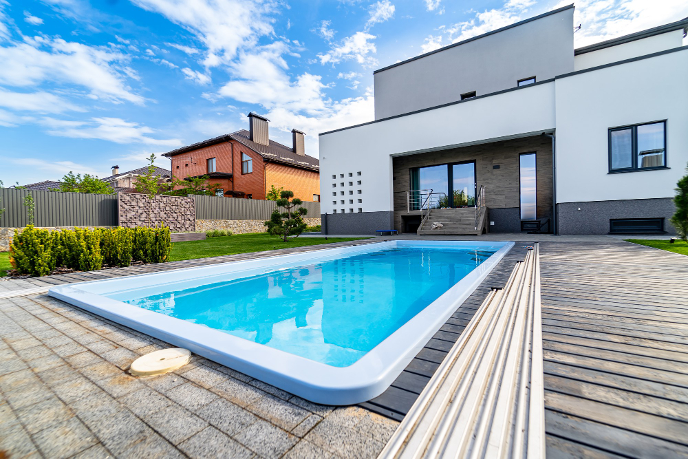 5 Signs You Need Pool Repair in Jacksonville, FL (Before It Gets Pricey)