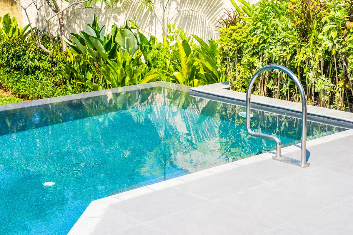 Pool Renovation & Remodeling Ideas